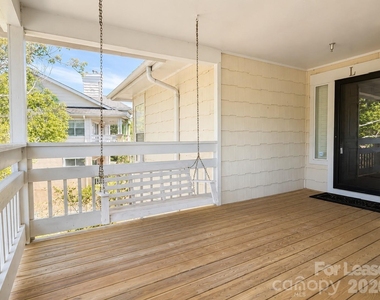 18015 Kings Point Drive - Photo Thumbnail 23