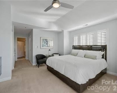 18015 Kings Point Drive - Photo Thumbnail 14