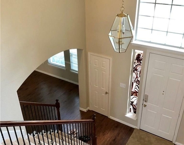 3633 Bonita Drive - Photo Thumbnail 9