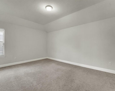 2743 Chimney Rock Road - Photo Thumbnail 29