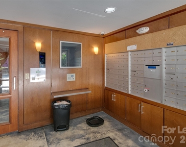 310 Arlington Avenue - Photo Thumbnail 2