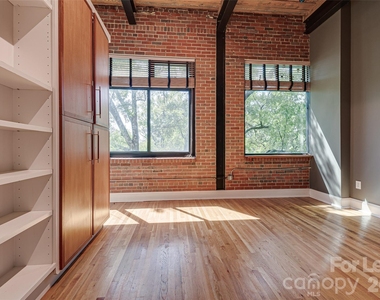 310 Arlington Avenue - Photo Thumbnail 32