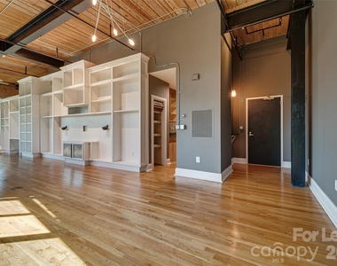 310 Arlington Avenue - Photo Thumbnail 7