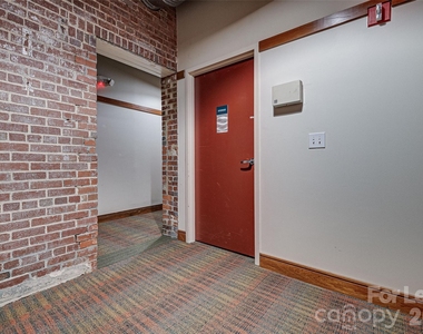 310 Arlington Avenue - Photo Thumbnail 4