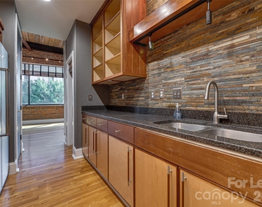 310 Arlington Avenue - Photo Thumbnail 25