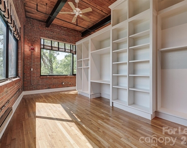 310 Arlington Avenue - Photo Thumbnail 19