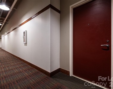 310 Arlington Avenue - Photo Thumbnail 5