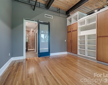 310 Arlington Avenue - Photo Thumbnail 36