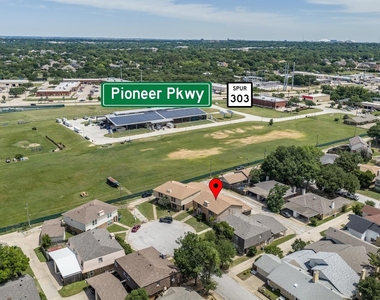 2205 Chase Court - Photo Thumbnail 24