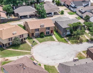 2205 Chase Court - Photo Thumbnail 29