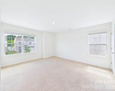 8185 Kennesaw Drive - Photo Thumbnail 15