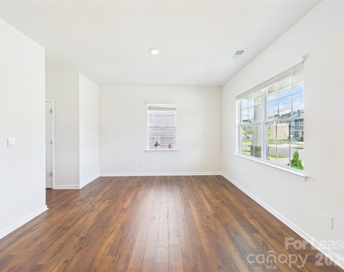 8185 Kennesaw Drive - Photo Thumbnail 8