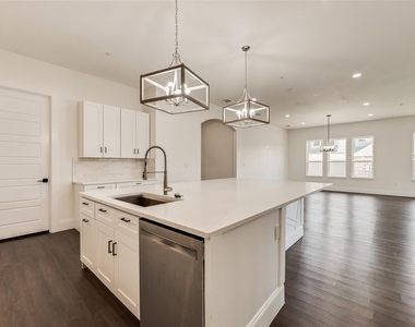 1045 Peppy San Drive - Photo Thumbnail 14