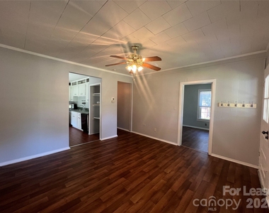 363 Pine Street - Photo Thumbnail 1