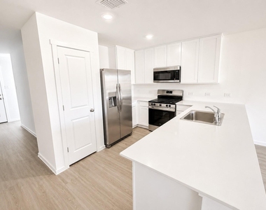 608 Sandhill Crane Lane - Photo Thumbnail 12