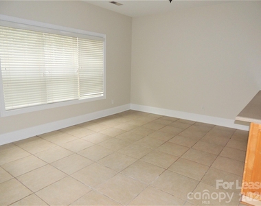 14555 Adair Manor Court - Photo Thumbnail 7