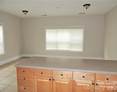 14555 Adair Manor Court - Photo Thumbnail 6