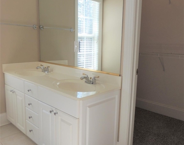 14555 Adair Manor Court - Photo Thumbnail 11