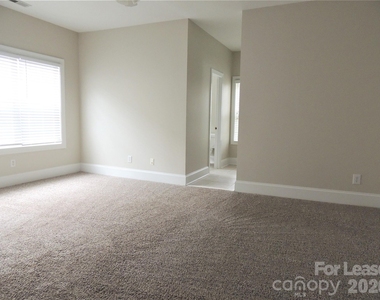 14555 Adair Manor Court - Photo Thumbnail 8