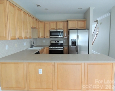 14555 Adair Manor Court - Photo Thumbnail 5