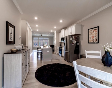 146 Judson Avenue - Photo Thumbnail 13