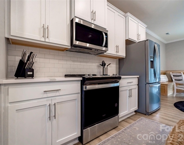 146 Judson Avenue - Photo Thumbnail 7