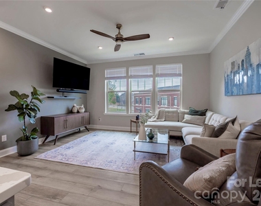 146 Judson Avenue - Photo Thumbnail 6