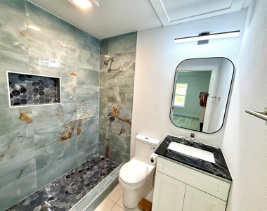 2025 San Miguel Drive - Photo Thumbnail 5