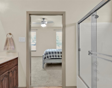 14008 Esperanza Drive - Photo Thumbnail 21