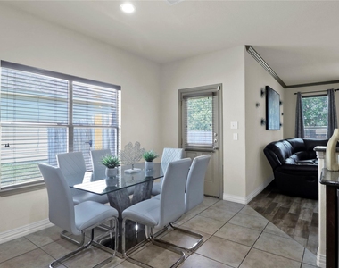 14008 Esperanza Drive - Photo Thumbnail 16