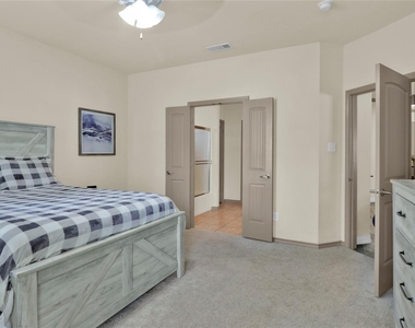 14008 Esperanza Drive - Photo Thumbnail 18