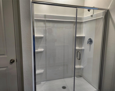 12701 Haymarket - Photo Thumbnail 14