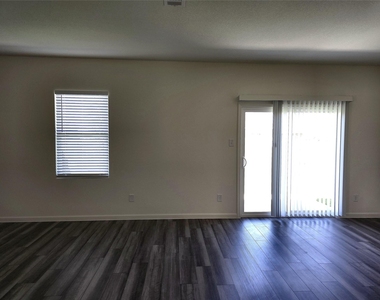 12701 Haymarket - Photo Thumbnail 18