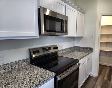 12701 Haymarket - Photo Thumbnail 25