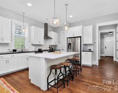 5222 Kelly Street - Photo Thumbnail 10