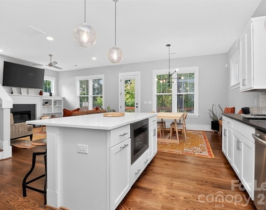 5222 Kelly Street - Photo Thumbnail 12
