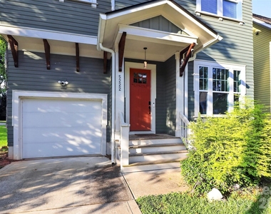 5222 Kelly Street - Photo Thumbnail 3