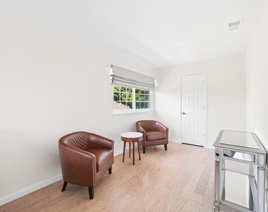 6035 Berry Trail Court - Photo Thumbnail 25