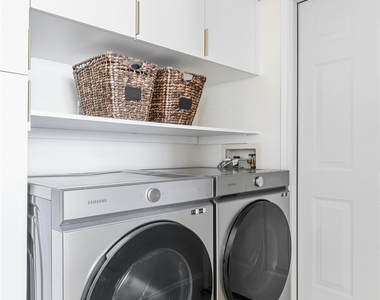6035 Berry Trail Court - Photo Thumbnail 11
