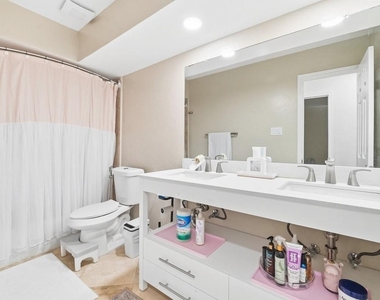 6035 Berry Trail Court - Photo Thumbnail 16