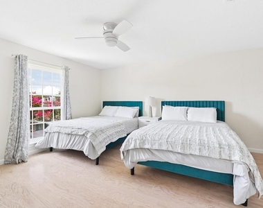 6035 Berry Trail Court - Photo Thumbnail 24
