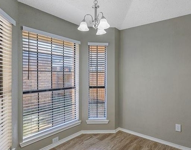 4045 Saint Christopher Lane - Photo Thumbnail 5