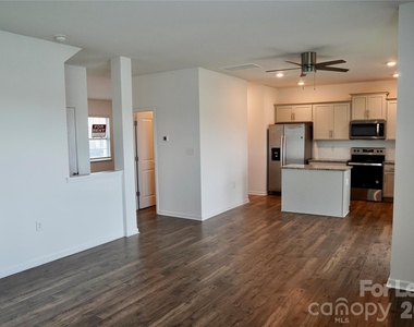 3276 Hawksbill Street Sw - Photo Thumbnail 13