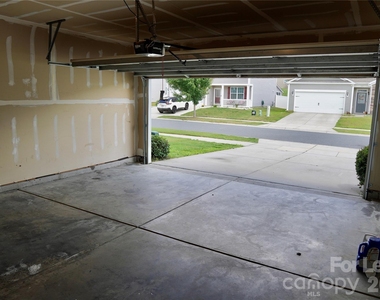 3276 Hawksbill Street Sw - Photo Thumbnail 5