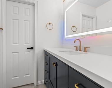 3325 Edwards Drive - Photo Thumbnail 28