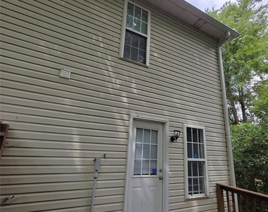 268 Southcircle Drive Nw - Photo Thumbnail 12