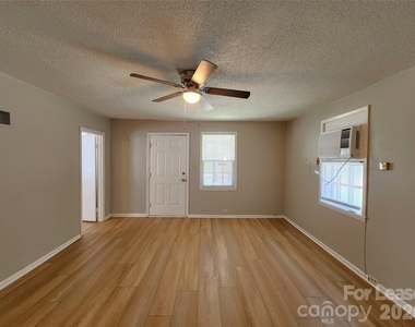 408 Cannon Street - Photo Thumbnail 1