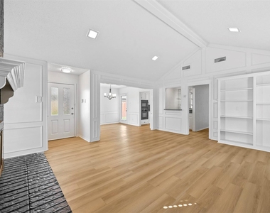 4007 Saint Christopher Lane - Photo Thumbnail 2