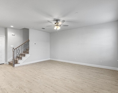 6116 Bursey Road - Photo Thumbnail 2