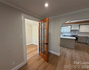 4318 Raney Way - Photo Thumbnail 9